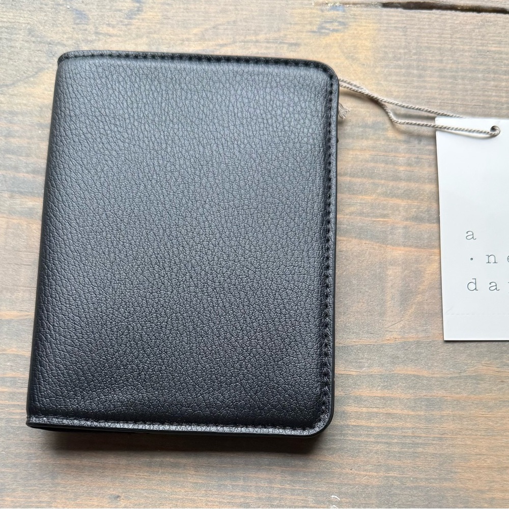A New Day Passport Case Black (faux) Pebble Leather NWT